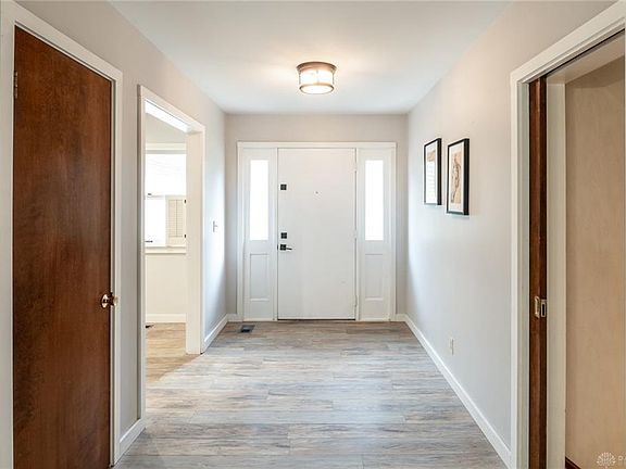 2nd image of 2545 Sunnywood Ct