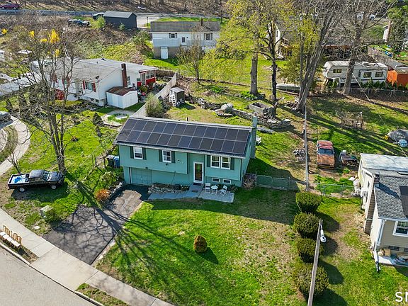 4th image of 22 Spring View Lane