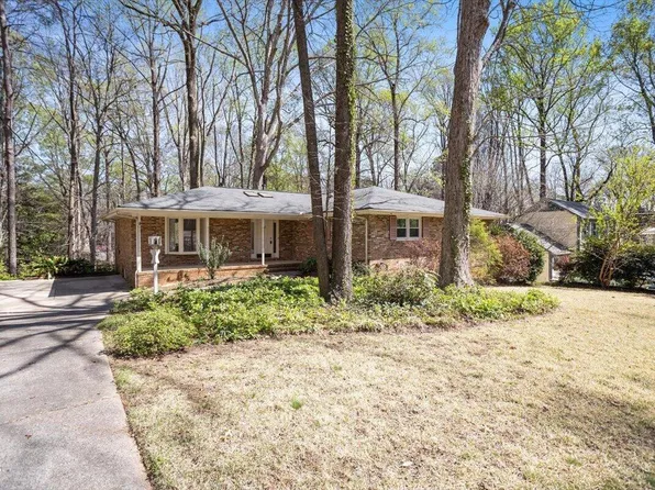 2012 Nancy Ann Dr, Raleigh, NC 27607