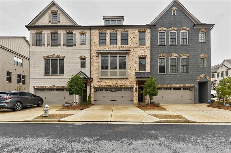1st image of 2523 Skyland Dr NE #148