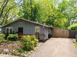 2283 Hampstead Dr, Columbus, OH 43229