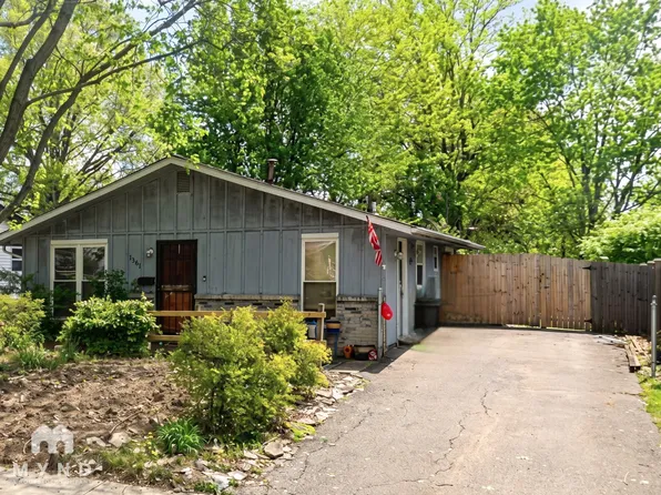 2283 Hampstead Dr, Columbus, OH 43229