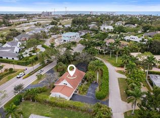 711 Banyan Blvd, Naples, FL 34102