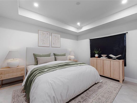 4th image of 3257 Altimira Dr