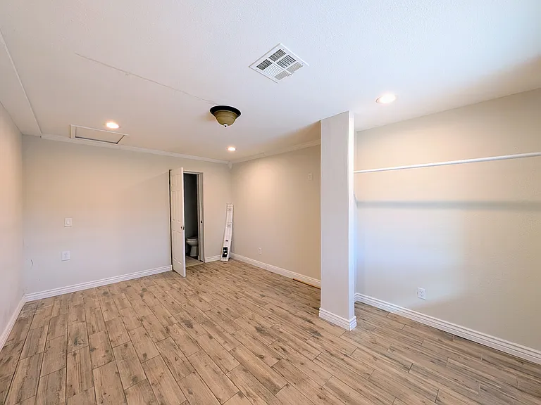 13208 W Tuckey Ln — Photo 25