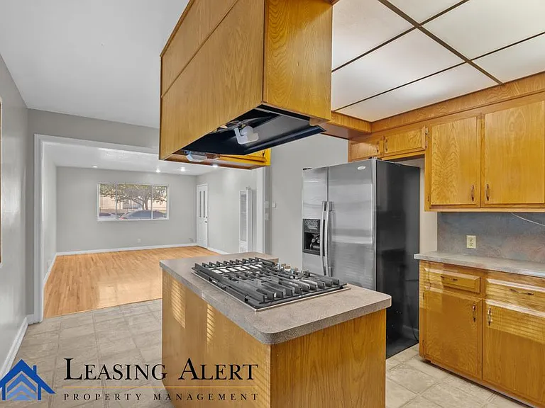 3305 W Avenue L8 — Photo 6