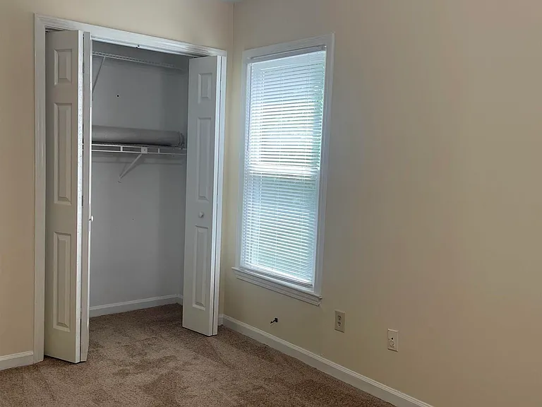 125 Misty Oak Rd #B — Photo 9