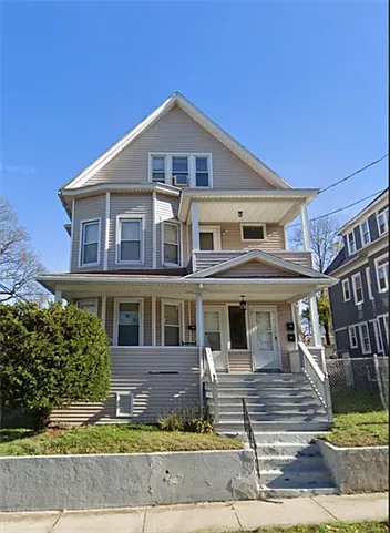 764 Ellsworth St