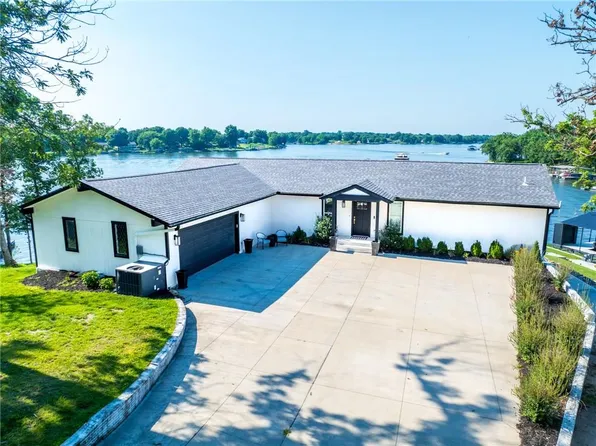 490 Lake Viking Ter, Gallatin, MO 64640