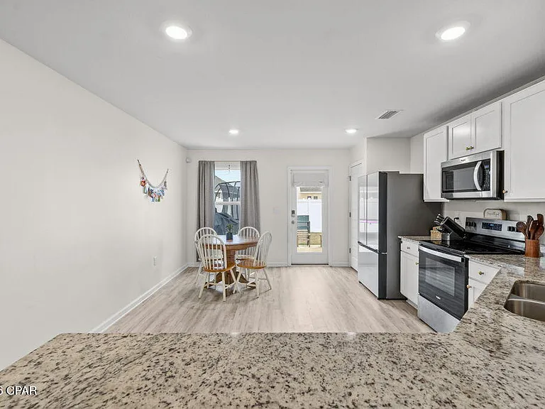 6587 Kettles St — Photo 7