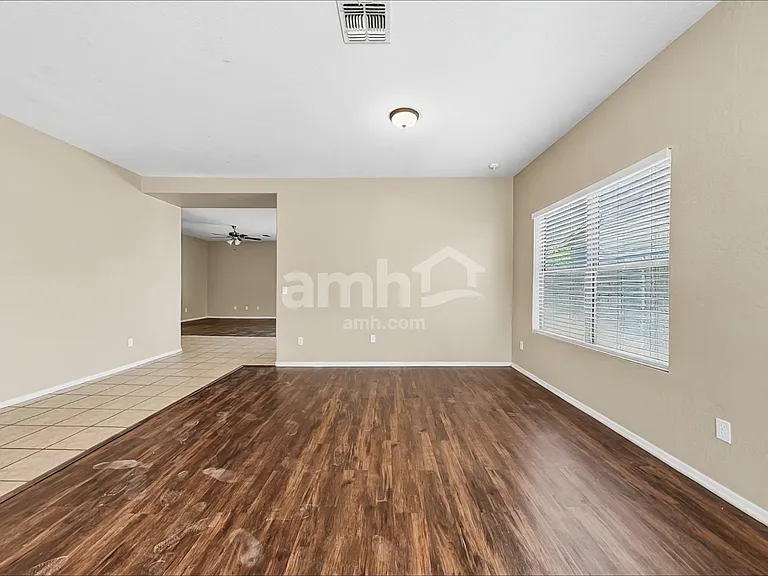 2548 W Spencer Run — Photo 6
