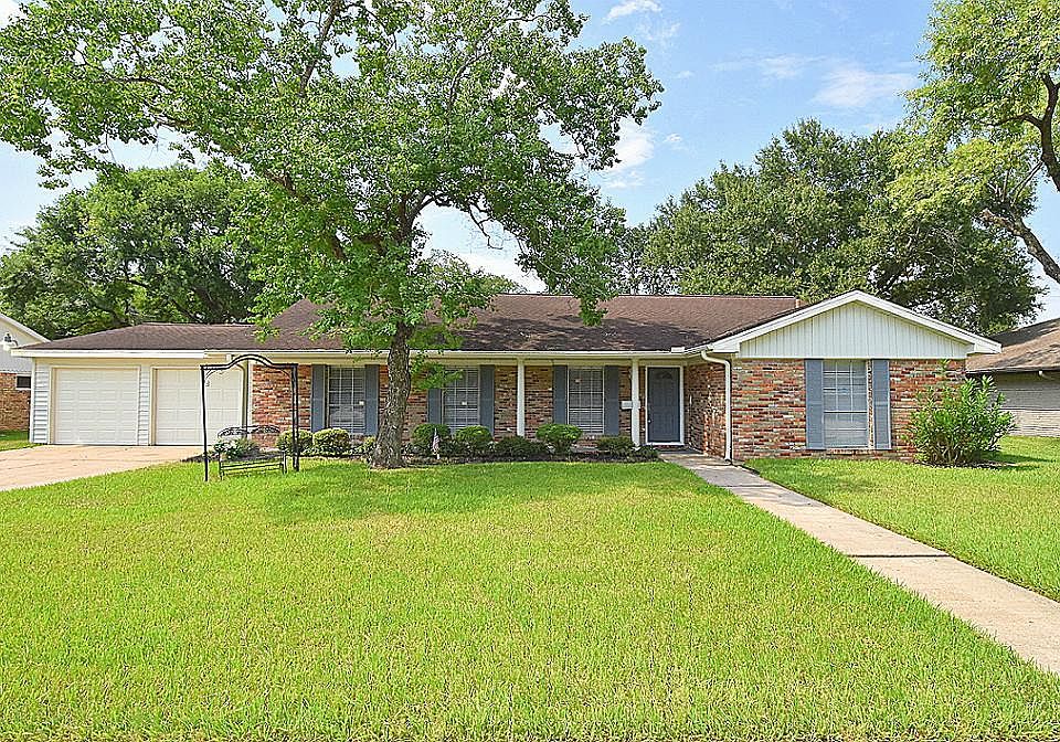 1st image of 5442 Dumfries Dr