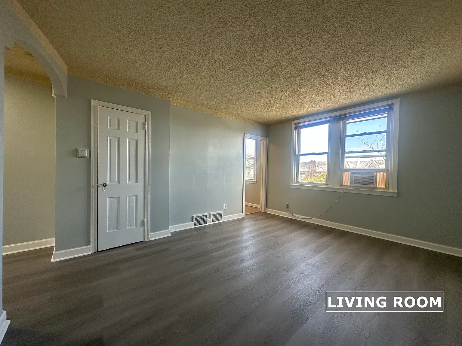 2 bed, 575 sqft, $1,195 — Photo 4