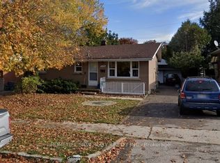 276 Sunview St, Waterloo, ON N2L 3V9