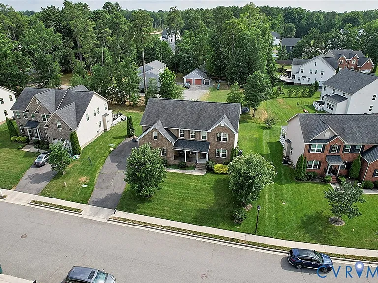 11513 Hainesland Dr — Photo 4