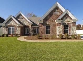 673 Claymont Court Cir, Ballwin, MO 63011