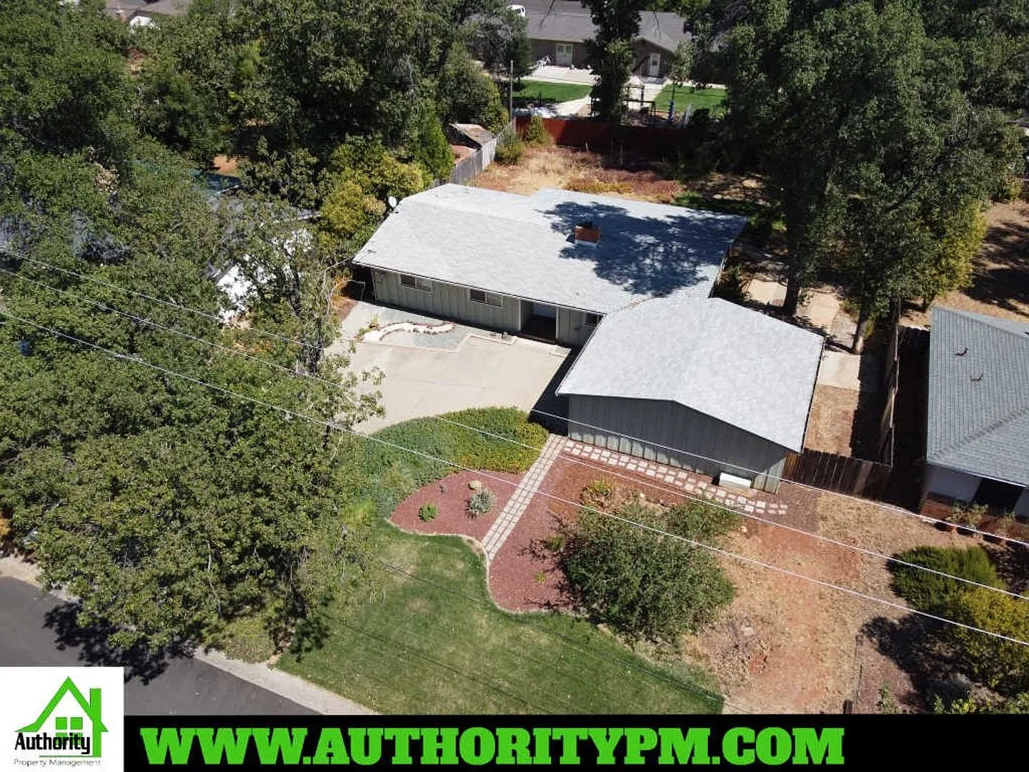 3 bed, 2.0 bath, 1560 sqft, $2,195 — Photo 1