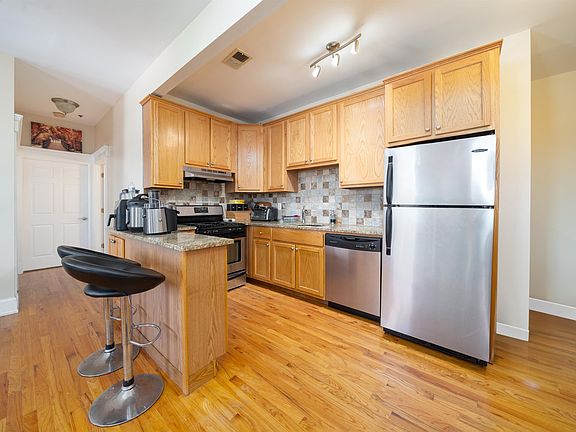 5th image of 608 Bramhall Ave APT 5C