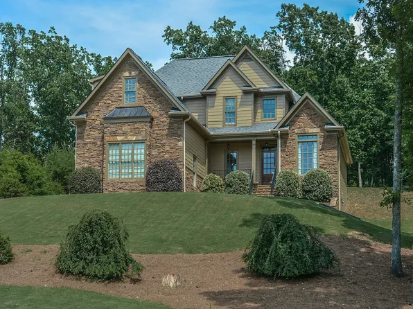 16 Thunderhawk Ln, Rydal, GA 30171