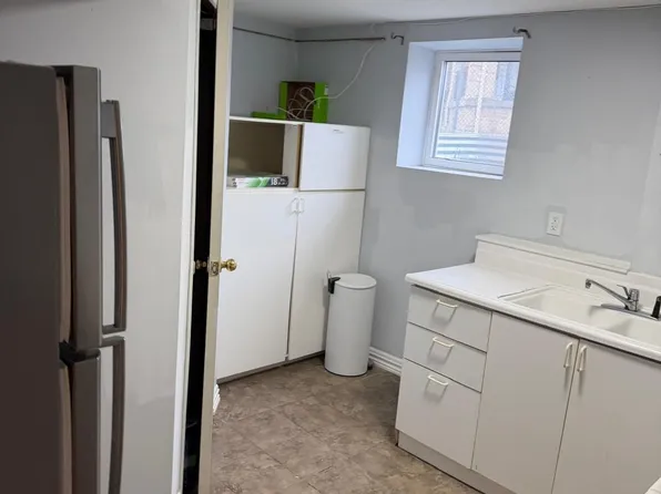 41 Coomer Cres, Ajax, ON L1T 3C7