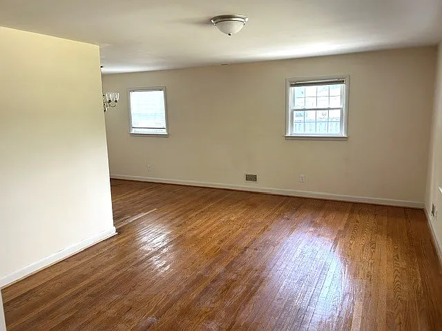 4009 Halifax Rd — Photo 8
