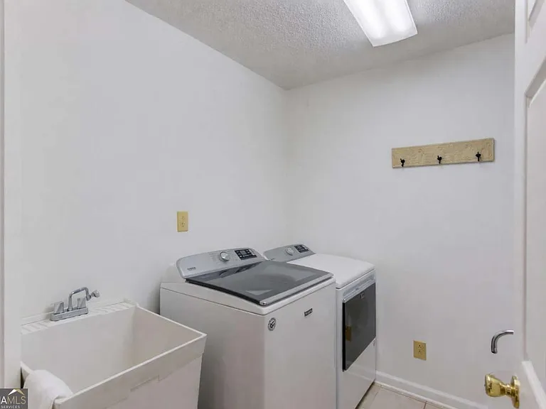 3314 Banks Mountain Dr — Photo 28