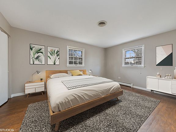 5th image of 26W163 Jerome Ave