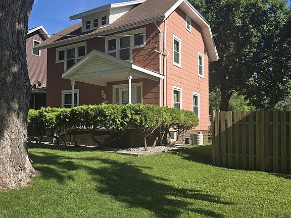2nd image of 807 Apple St