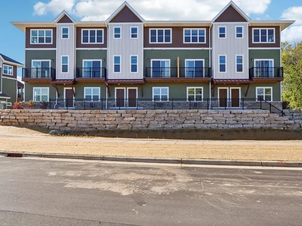 2674 Notre Dame Dr #102, Madison, WI 53711