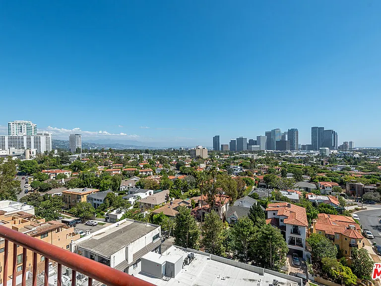 10550 Wilshire Blvd #1204 — Photo 30