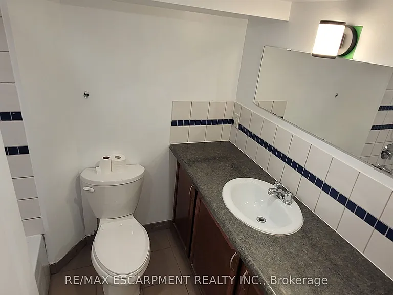 98 Limeridge Rd E #LOWER LEVEL — Photo 17