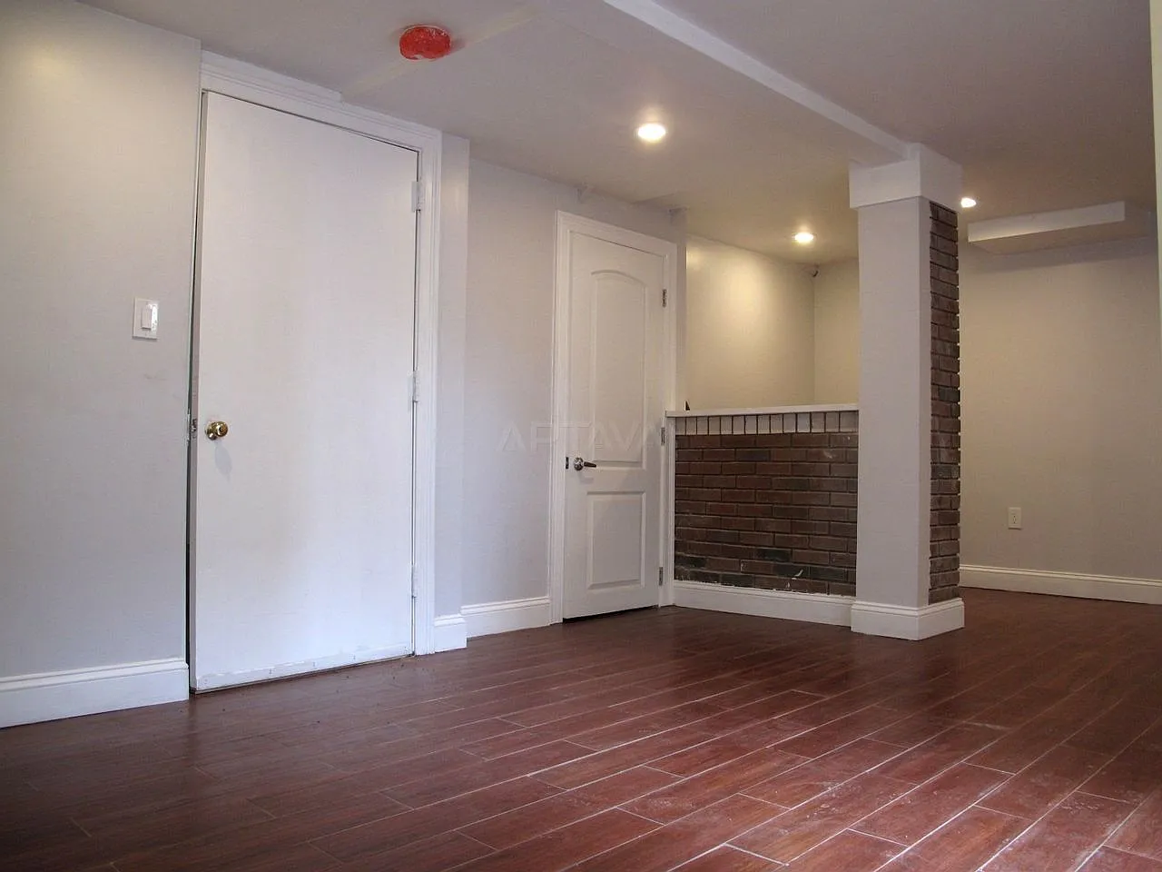 4 bed, $4,900 — Photo 2