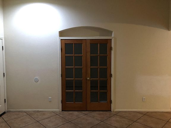 Office space or 4th bedroom