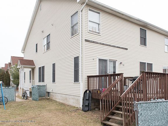 5th image of 61 Radin Village Dr