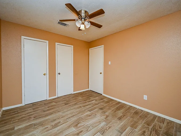 2667 Grand Canyon Dr — Photo 25
