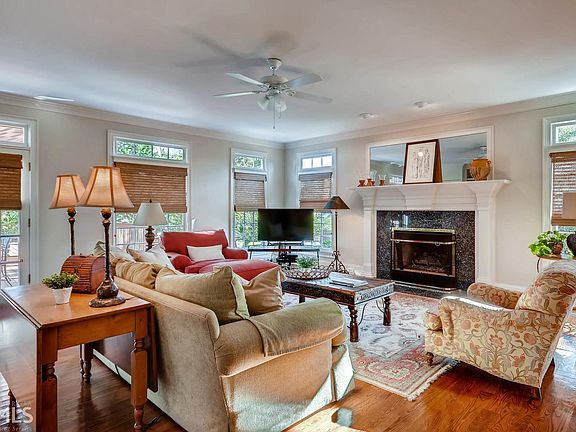 5th image of 4471 River Bottom Dr