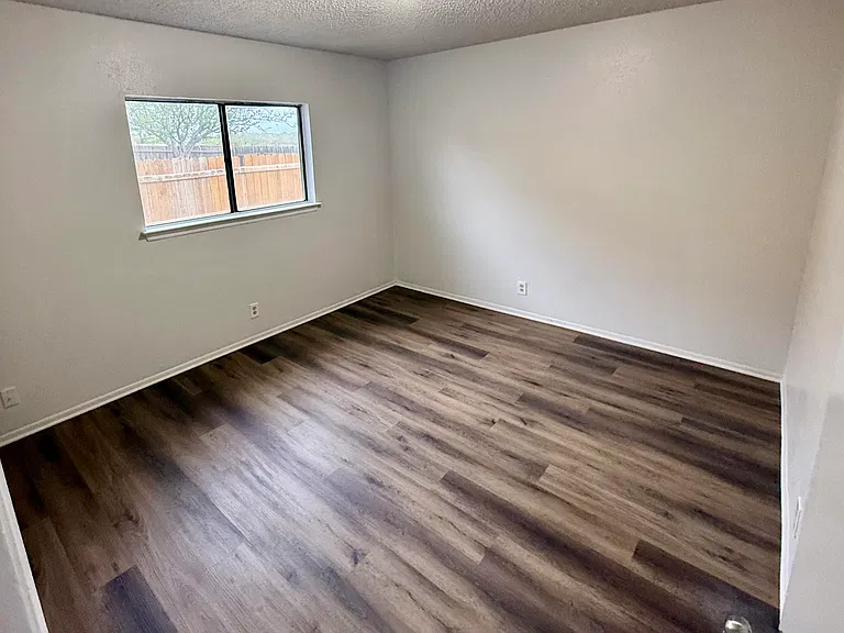 8416 Dixon Ridge Dr — Photo 7
