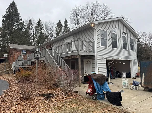 4200 Angels Pass, Pinckney, MI 48169