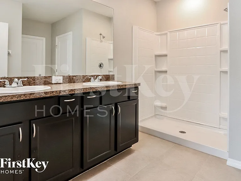 36048 Carriage Pine Ct — Photo 9