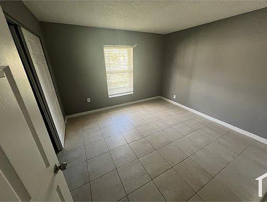4th image of 812 5th St #B
