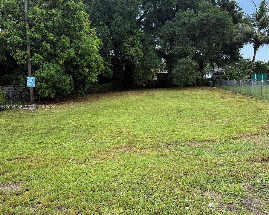 2nd image of 2754 NW 49th St