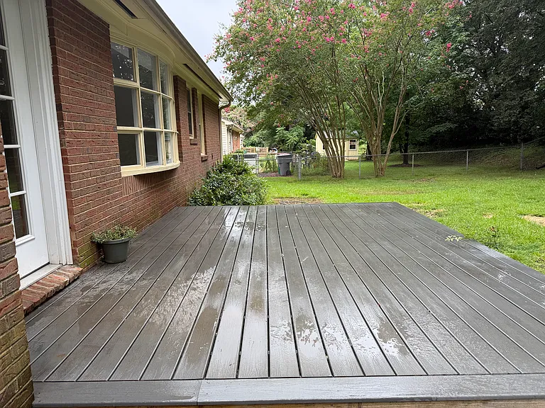 7500 Thorncliff Dr — Photo 10