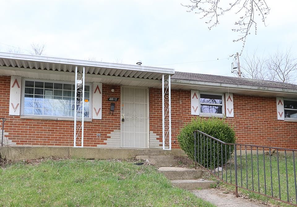 2nd image of 4812 Sylvan Dr