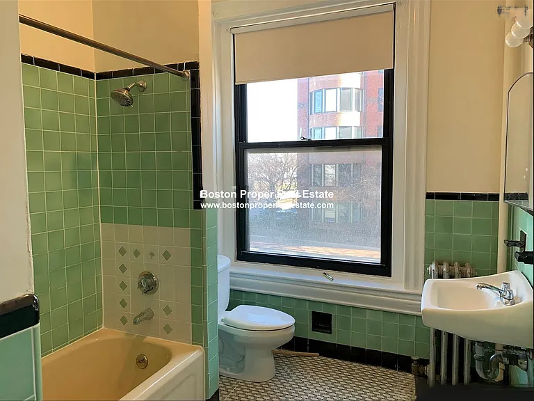 504 Beacon St #34 — Photo 4
