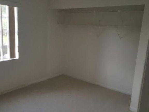 3rd image of 9900 Twin Lakes Dr