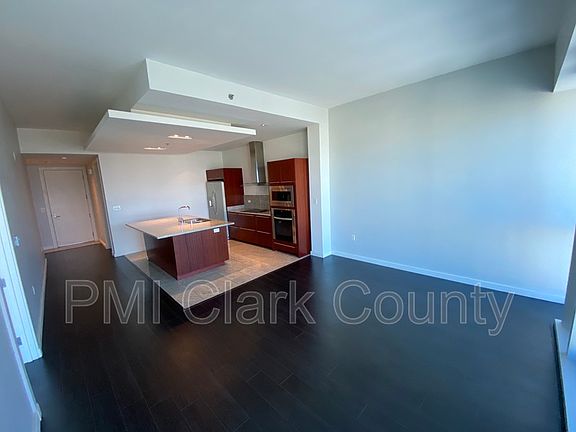 4th image of 4471 Dean Martin Dr Unit 3604