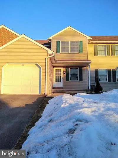 18 Park View Dr photo 1