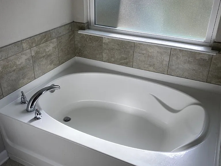 7400 Benes Trl — Photo 44