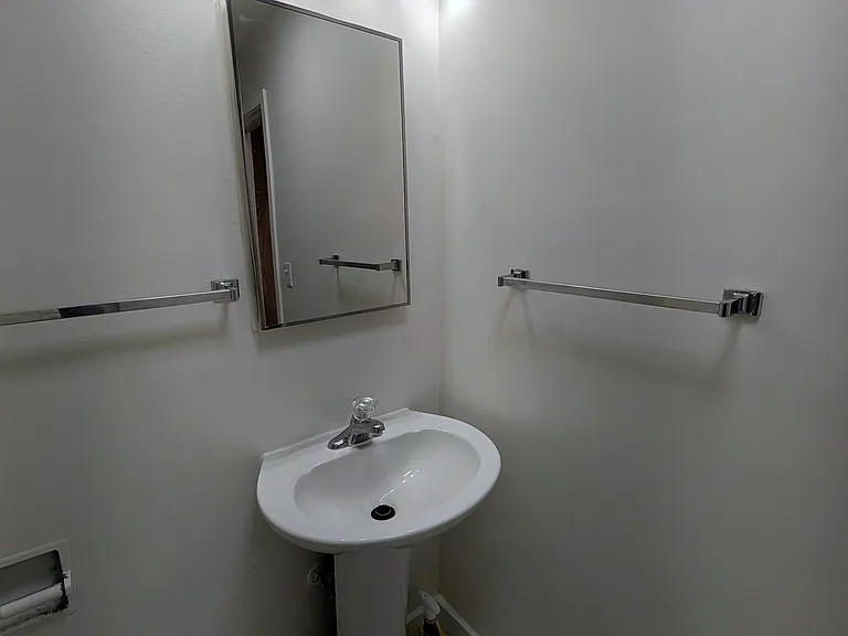 2222 Gilman Dr W #3 — Photo 8