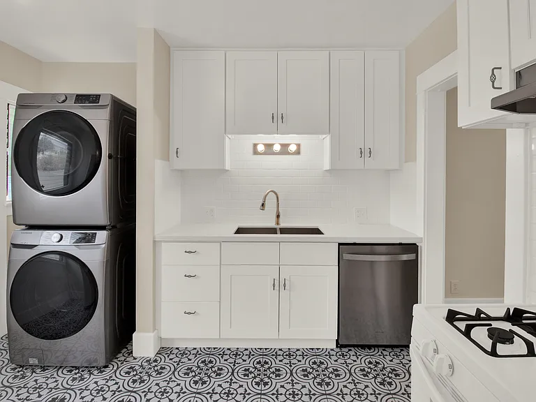 WASHER AND DRYER, DISHWASHER
